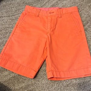 Salmon color shorts size 6 vineyard vine